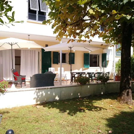 Terrazza,giardino Al Mare Aparthotel